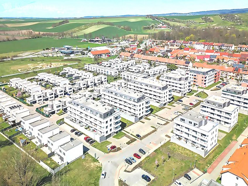 Pronájem  garážového stání 16 m^2 Zelnice II, Slavkov u Brna 68401