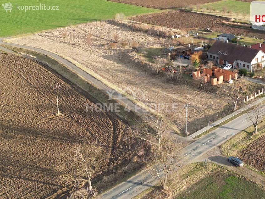 Prodej  stavebního pozemku 1600 m^2 Cvrčovice, Cvrčovice 