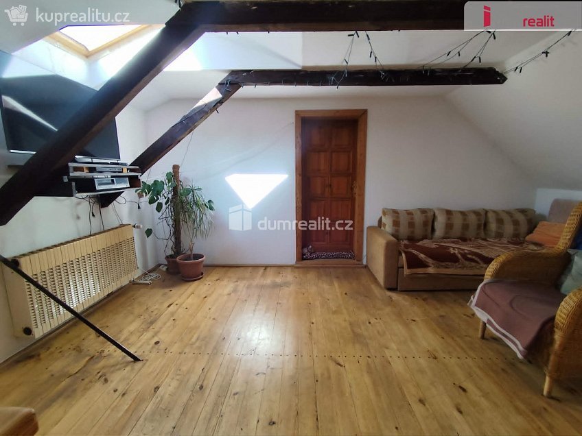Prodej  rodinného domu 379 m^2 Čachovice, Čachovice 