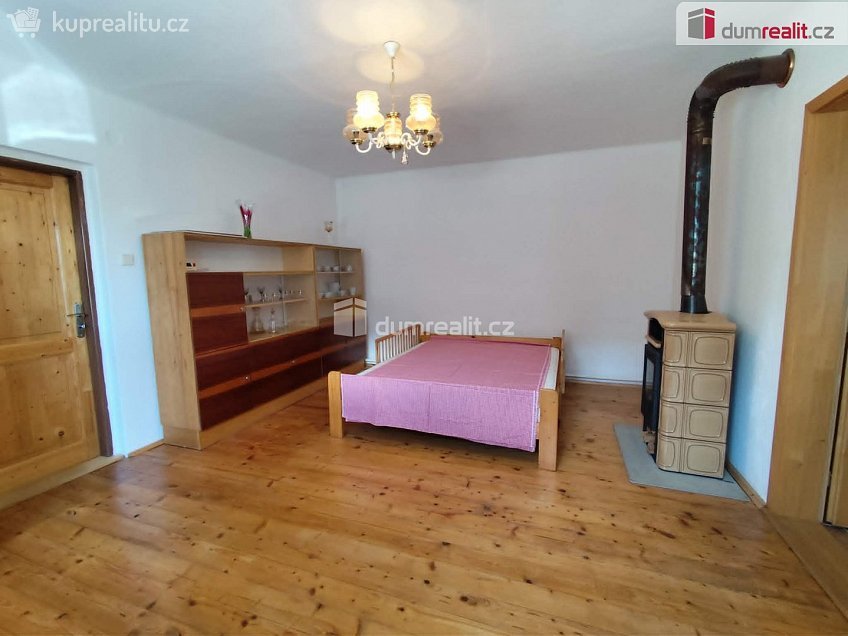 Prodej  rodinného domu 379 m^2 Čachovice, Čachovice 
