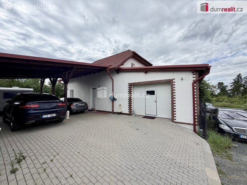 Prodej  rodinného domu 120 m^2 Hradešín, Hradešín 
