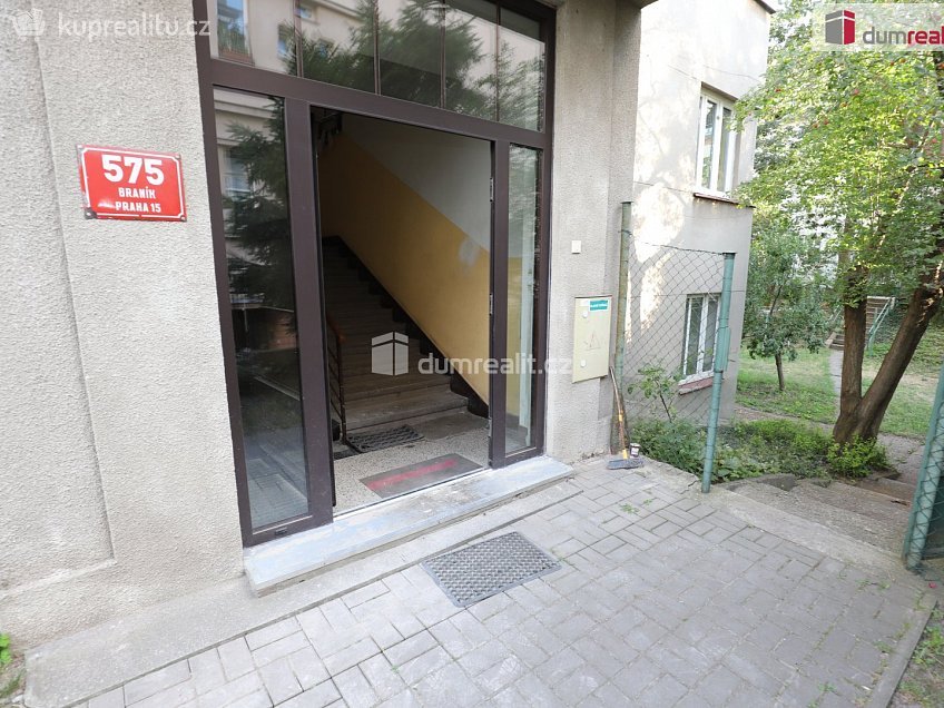 Pronájem bytu 2+kk 42 m^2 Ke Krči, Praha 4 