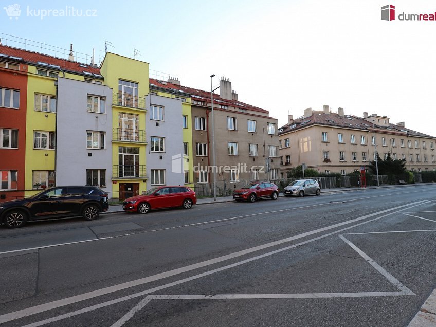 Pronájem bytu 2+kk 42 m^2 Ke Krči, Praha 4 