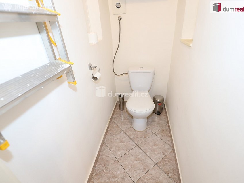 Pronájem bytu 2+kk 42 m^2 Ke Krči, Praha 4 