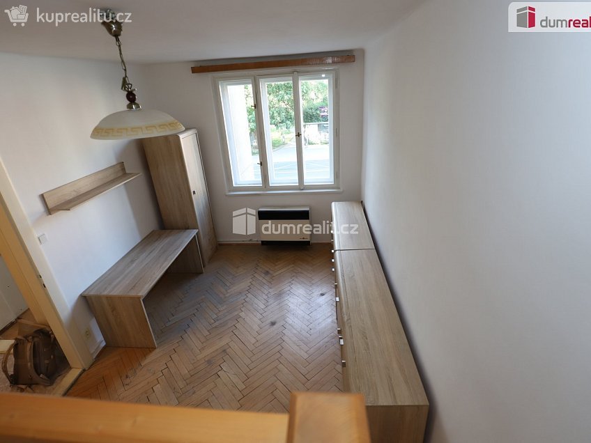 Pronájem bytu 2+kk 42 m^2 Ke Krči, Praha 4 