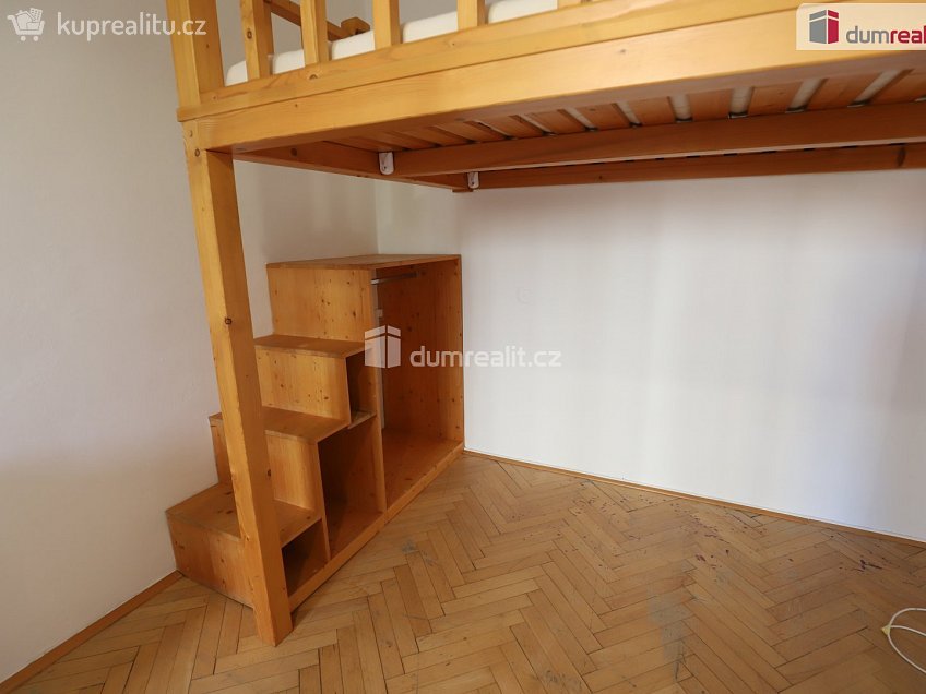 Pronájem bytu 2+kk 42 m^2 Ke Krči, Praha 4 
