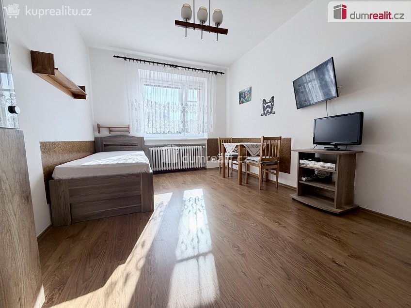 Prodej bytu 3+1 69 m^2 Dvouletky, Zruč nad Sázavou 