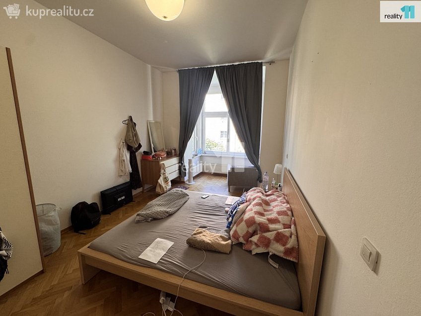 Pronájem bytu 3+kk 83 m^2 Křižíkova, Praha 8 