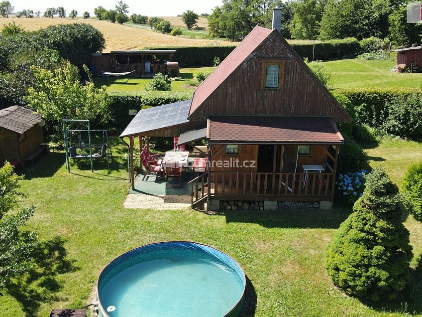 Prodej  chaty 35 m^2 Mšeno, Mšeno 