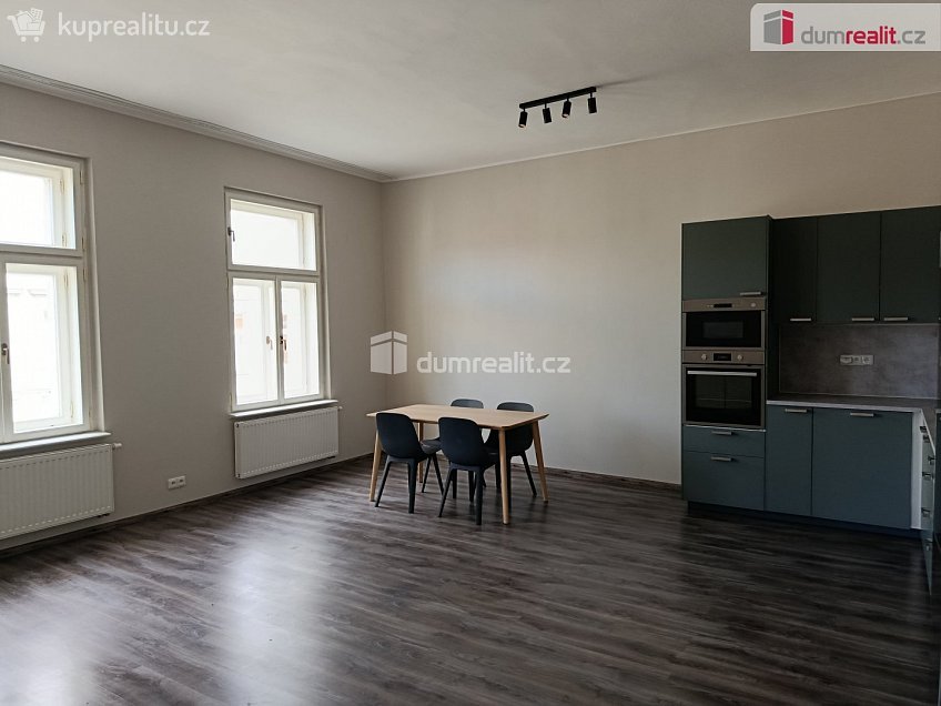 Pronájem bytu 3+kk 92 m^2 Svornosti, Praha 5 