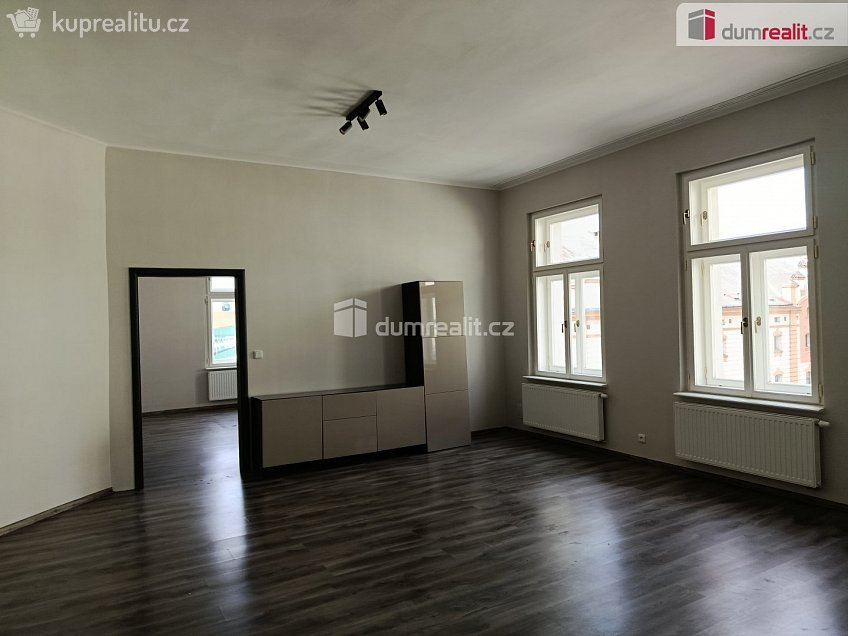 Pronájem bytu 3+kk 92 m^2 Svornosti, Praha 5 
