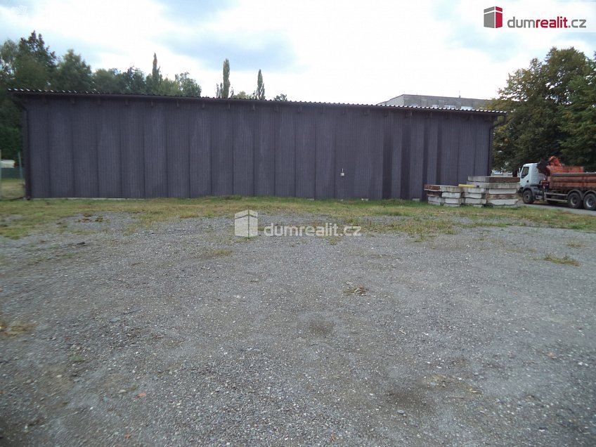 Pronájem  komerční reality 2000 m^2 Na Zbytkách, Staré Město 