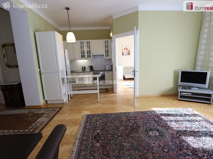Pronájem bytu 4+kk 145 m^2 Kolínská, Praha 3 