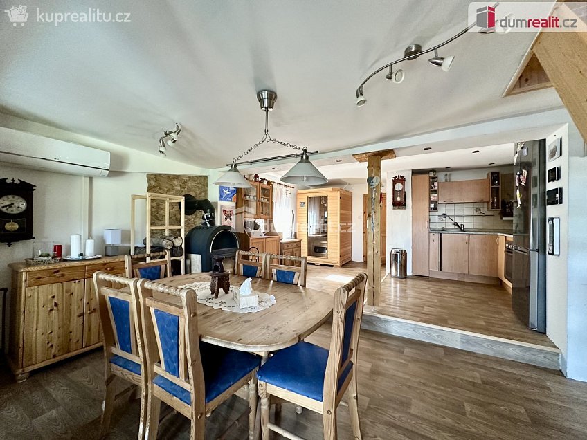 Prodej  chaty 128 m^2 Hroznětín, Hroznětín 