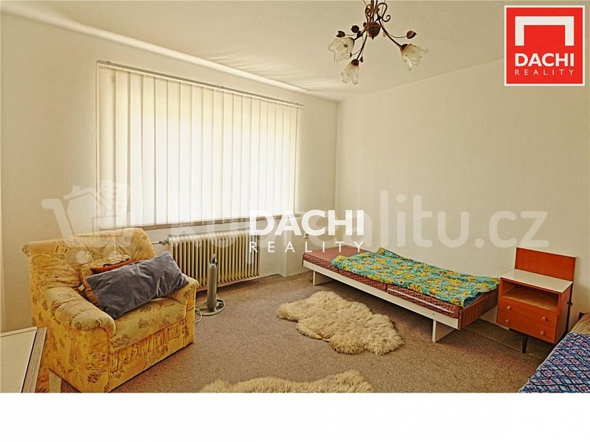 Prodej  rodinného domu 340 m^2 Na Spojce, Šenov 73934