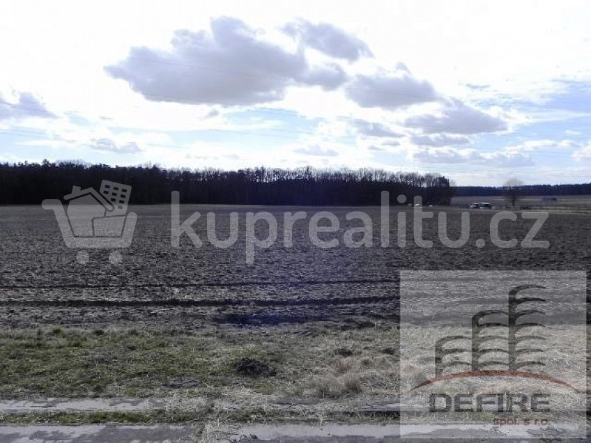 Prodej  stavebního pozemku 3067 m^2 Stará Lysá Česká republika