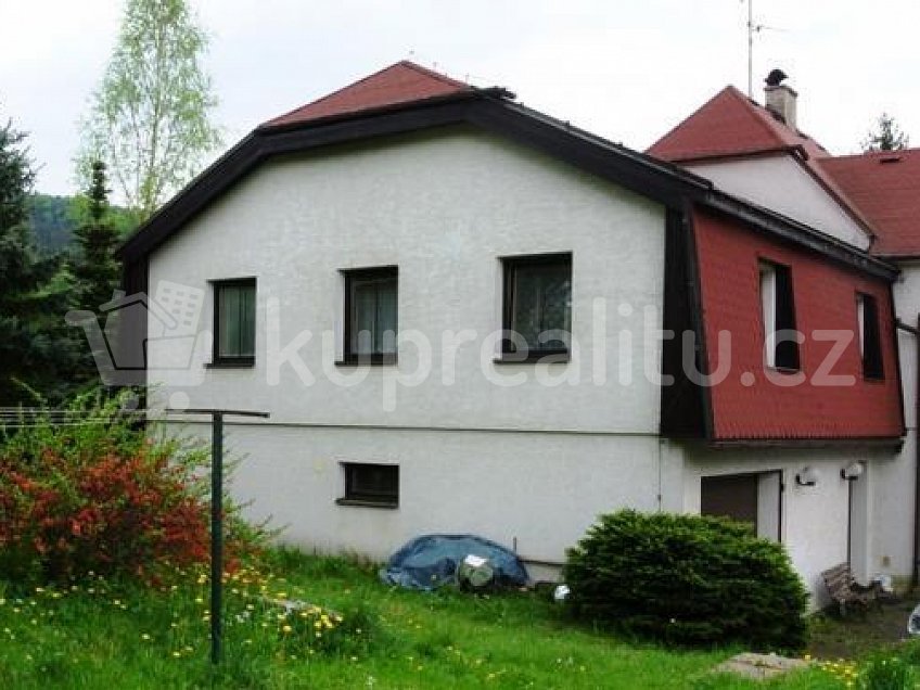 Prodej  rodinného domu 231 m^2 Hřitovní 220, Sloup v Čechách 47152