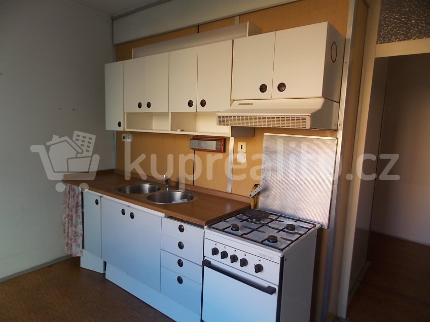 Prodej bytu 2+1 62 m^2 Úvalská 24, Karlovy Vary 36001