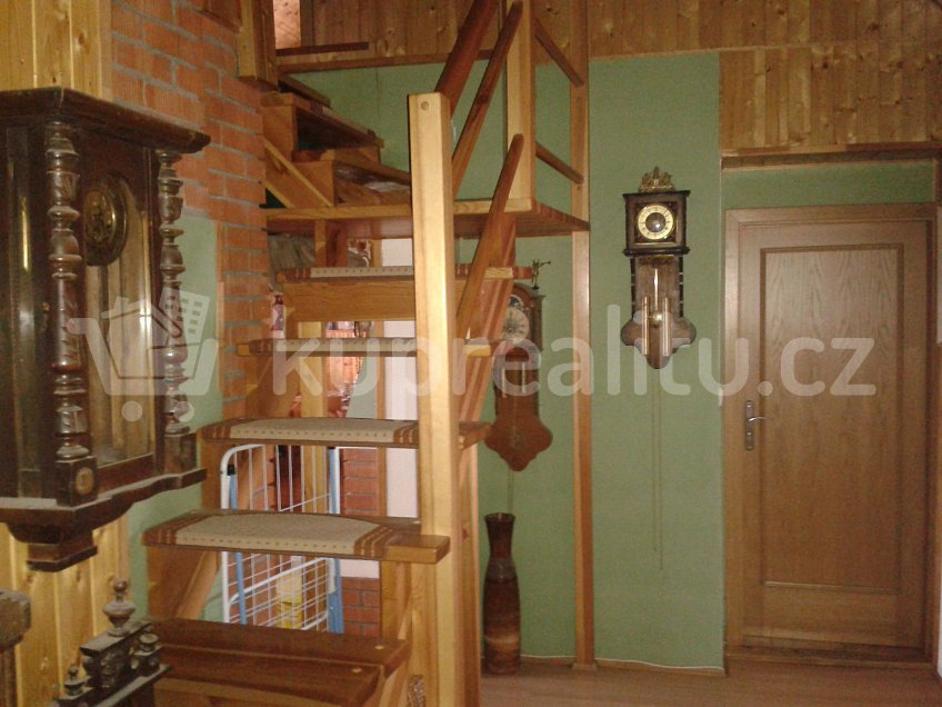 Prodej  rodinného domu 157 m^2 Plk.B.Petroviče 289, Dobříš 26301