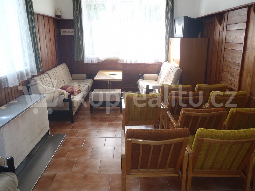 Prodej  ubytovacího zařízení 1349 m^2 Janov nad Nisou 46811