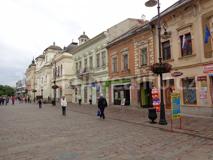 Prodej  obchodních prostor 600 m^2 Kosice 