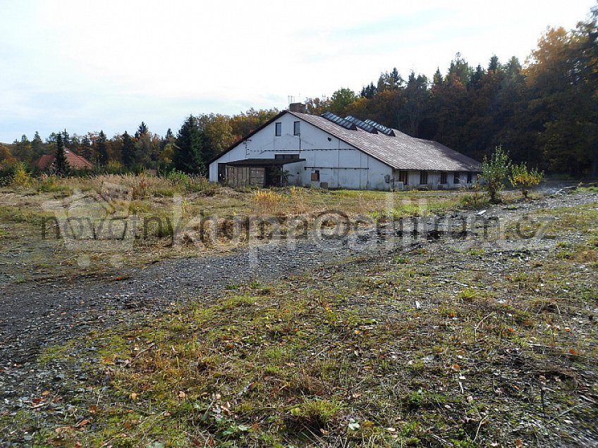 Prodej  stavebního pozemku 10953 m^2 Horšice, Týniště 34101