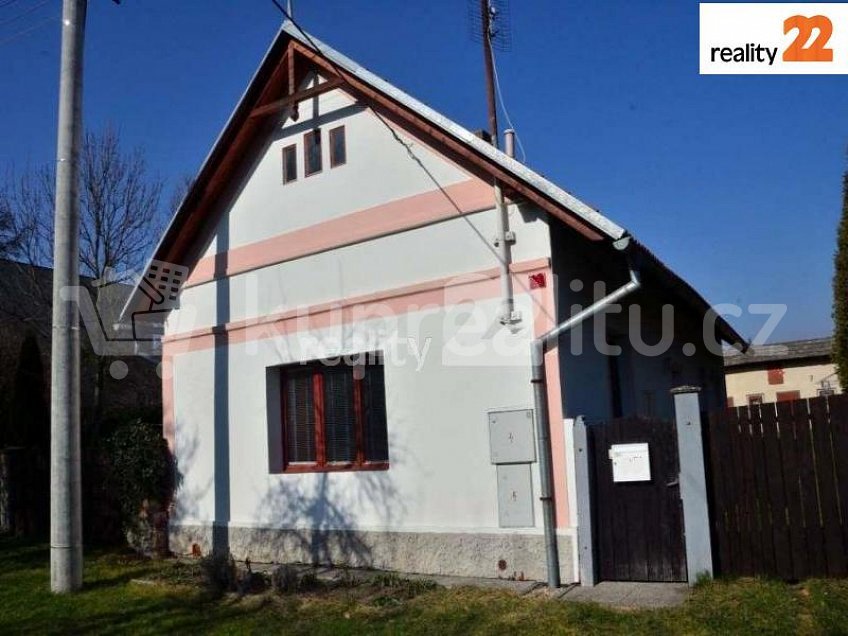 Prodej  rodinného domu 71 m^2  0, Uhlířská Lhota 