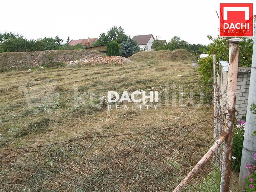 Prodej  stavebního pozemku 1025 m^2 Příkazy 78333