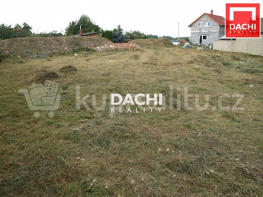 Prodej  stavebního pozemku 1025 m^2 Příkazy 78333