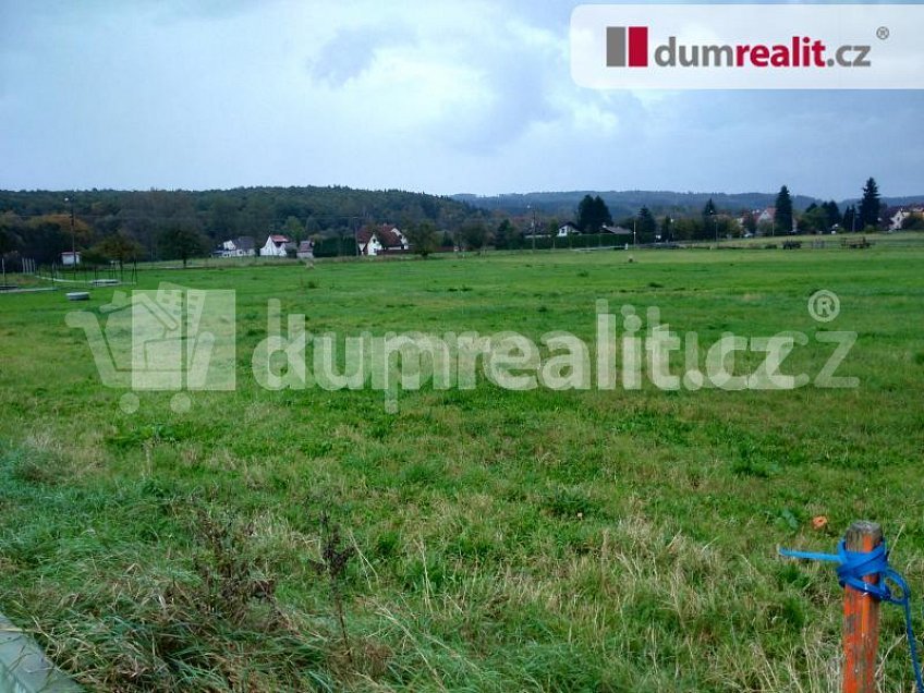 Prodej  stavebního pozemku 890 m^2 Šťáhlavy, Šťáhlavy 