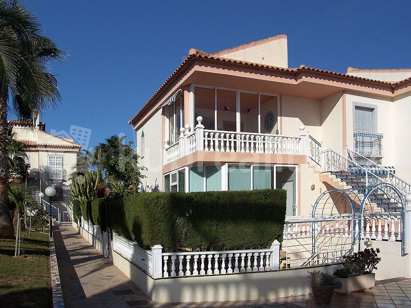 Prodej  bungalovu 71 m^2 Torrevieja 