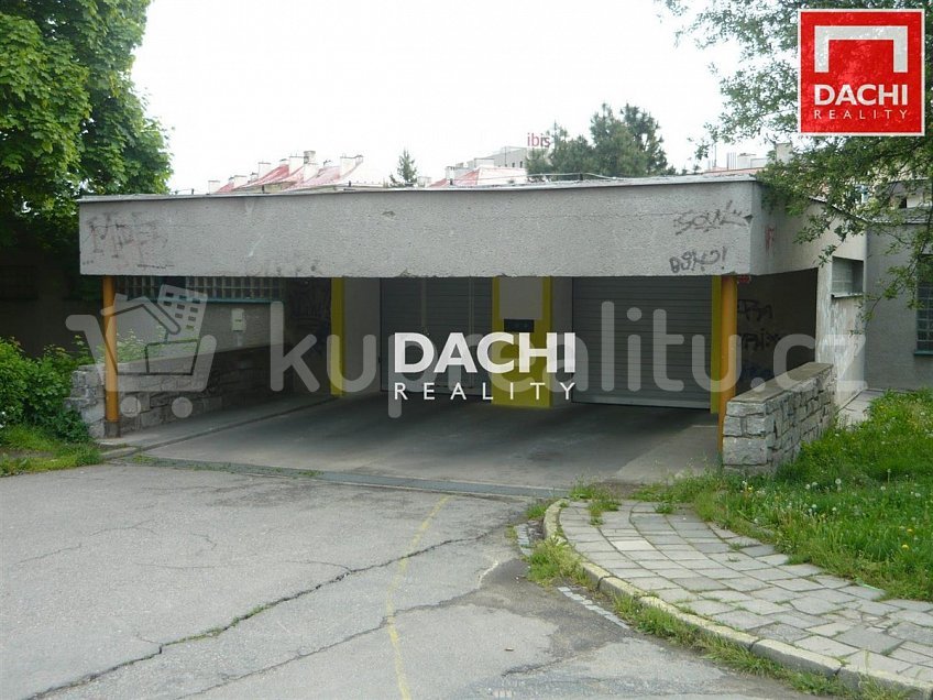 Prodej  garáže 40 m^2 Albertova, Olomouc Česká republika