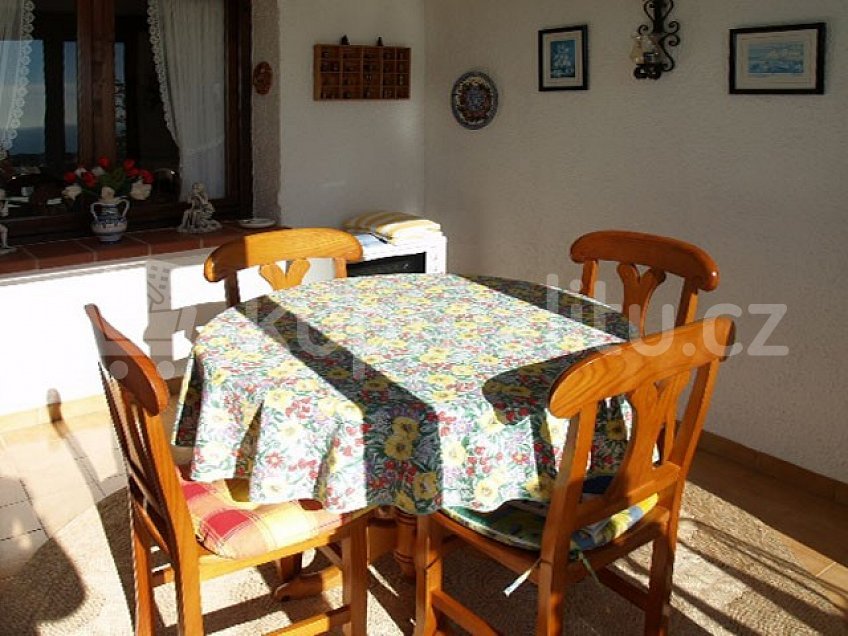 Prodej  bungalovu 95 m^2 Moraira 