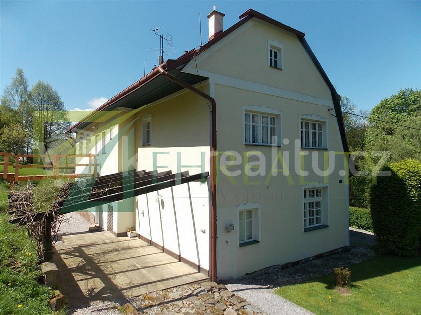 Prodej  rodinného domu 316 m^2 Rudník Česká republika