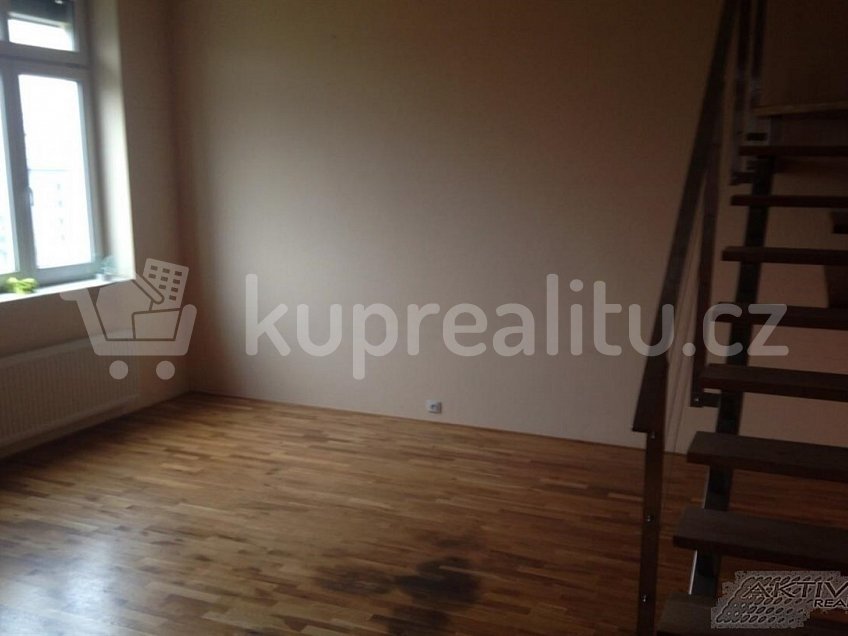 Prodej bytu atypický 63 m^2 Praha-Zbraslav 15600